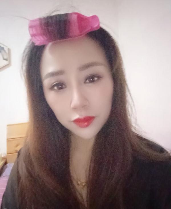 性价比的小少妇