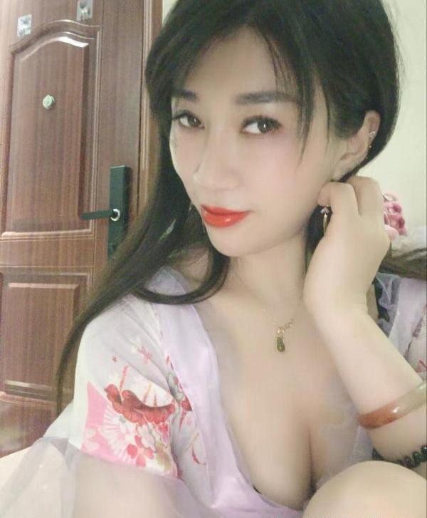 离异骚妇花妹